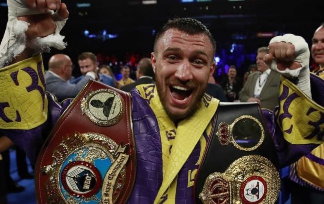Ломаченко защитил чемпионские титулы WBA и WBO