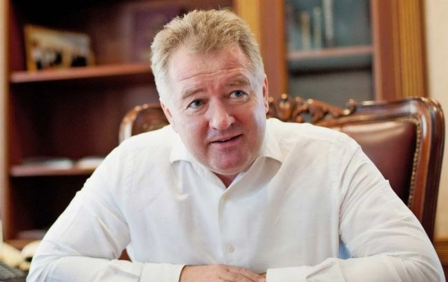 Порошенко требует расследовать нападение на председателя ВСП