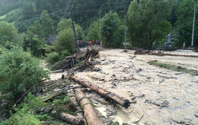 Кабмин выделил 22,5 млн гривен на восстановительные работы на Закарпатье