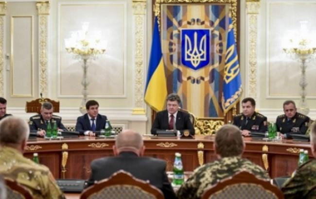 Порошенко нагородив 94 людини за захист суверенітету України