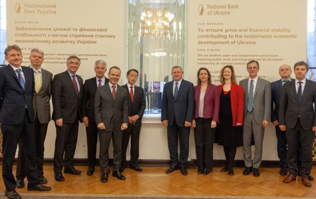 Послы стран G7 обеспокоены решениями судов по ПриватБанку