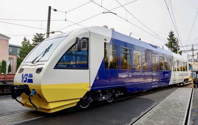 Пассажиры бегают и орут: на Укрзализныце произошло ЧП