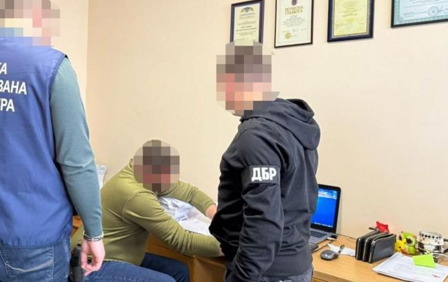 Привласнив 2,3 млн гривень виплат зниклих безвісті воїнів. Викрито бухгалтера