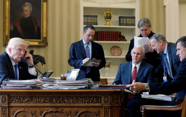 Помічники Трампа контактували з розвідкою РФ до виборів у США, - NYT