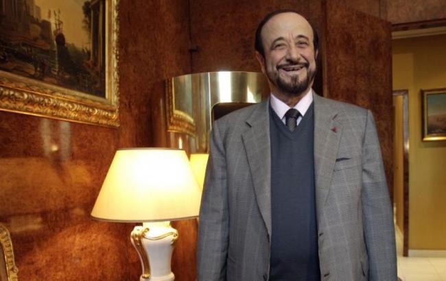 Власти Испании наложили арест на счета дяди Башара Асада