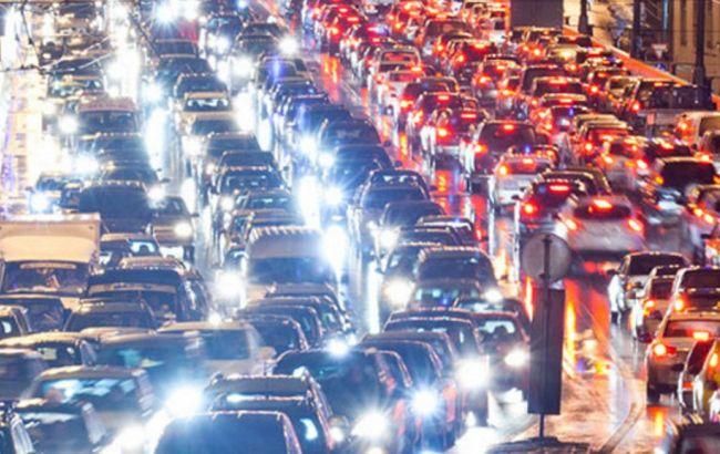 Пробки в Києві сягнули 9 балів