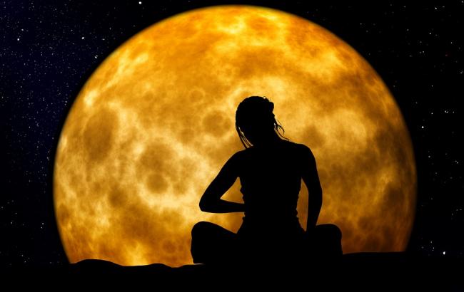 Не торопись с решением: что звезды советуют разным знакам Зодиака 3 января