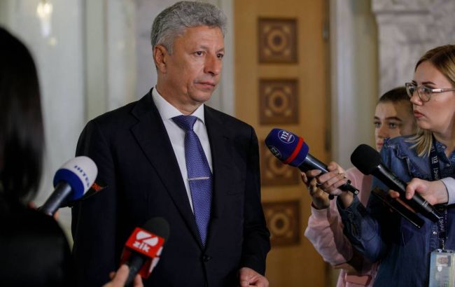 Бойко: спекуляции вокруг отведения войск на Донбассе могут навредить мирному процессу