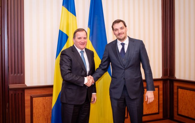 Гончарук обговорив із прем'єром Швеції "Північний потік-2"