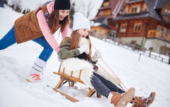 Названы 5 зимних развлечений, которые могут навредить детям