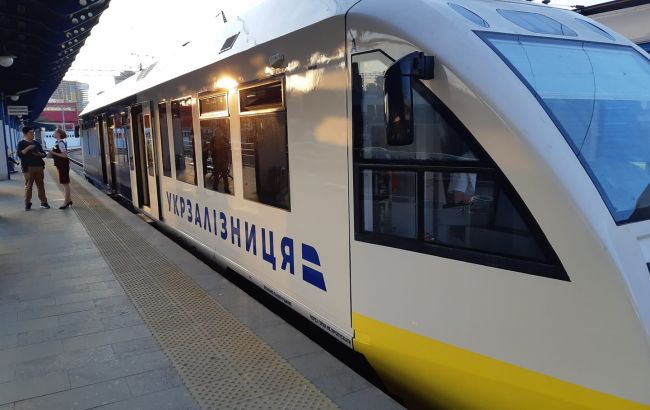 Экспресс в "Борисполь" начинает работу: график поездов