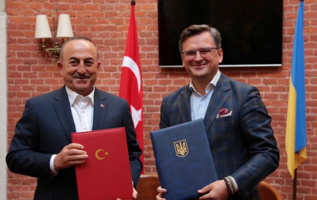 Турция заинтересовалась возможностями украинского авиазавода "Антонов", - Кулеба