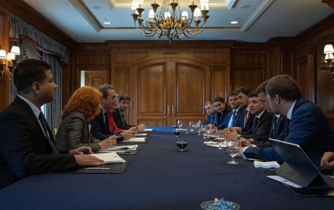 Новая программа сотрудничества с МВФ возможна после переформирования Кабмина, - Зеленский