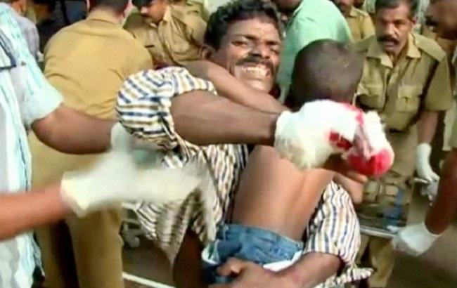 Пожар в храме в Индии: количество жертв возросло до 102 человек