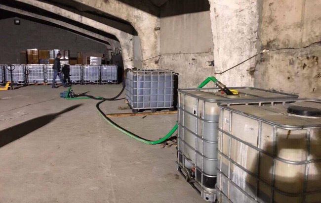 Во Львовской области разоблачили банду похитителей нефтепродуктов