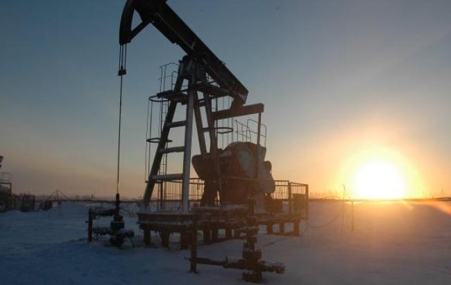 Цена нефти марки Brent опустилась ниже 55 долл. за баррель