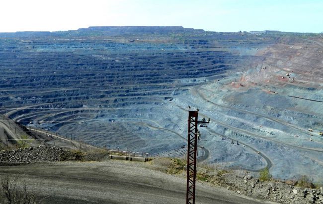 ЮГОК просит премьера разобраться в отказе порта "Южный" согласовывать объемы перевалки ЖРС&nbsp;