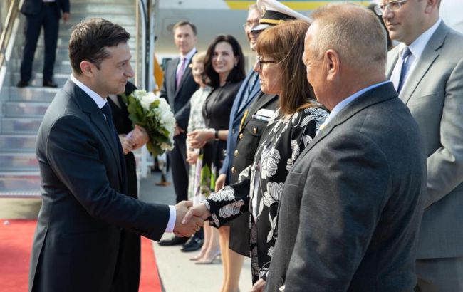 Зеленский прибыл в Канаду