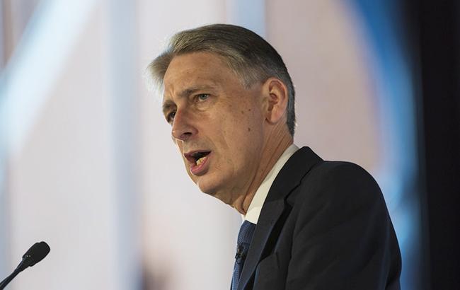 Brexit: міністр фінансів Британії розповів про вигоду збереження членства в ЄС