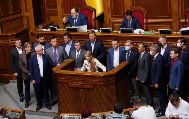 "Батькивщина" требует от Верховной рады немедленного принятия двух тарифных законов