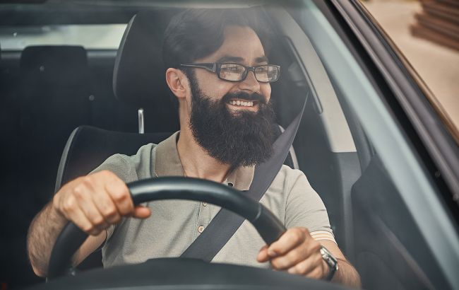 Азбука водителей: знаки и жесты, которые стоит знать каждому