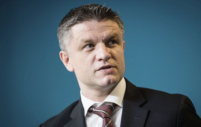 Из-за дискриминации отечественной фармы страдают украинские пациенты, - Шимкив