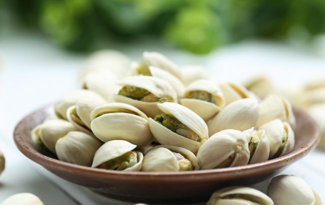 Що буде, якщо щовечора їсти фісташки? Результат здивує всіх
