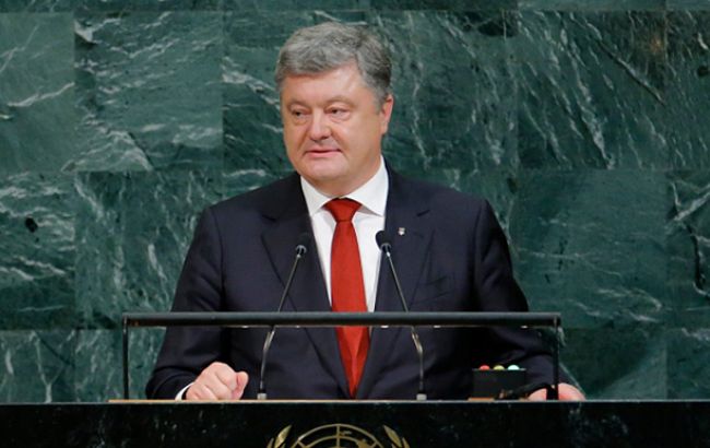 Россия пытается осуществлять кибероперации против всего мира, - Порошенко