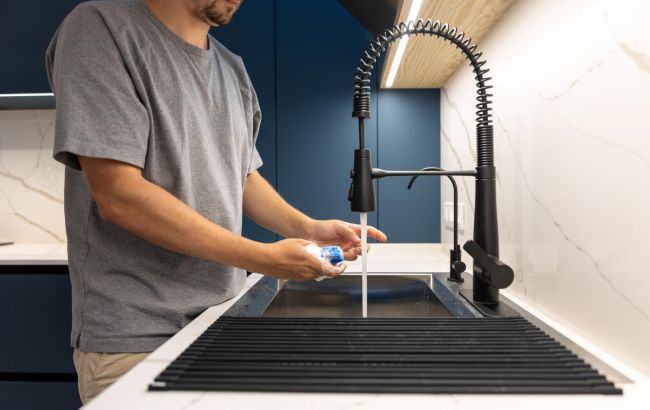 Проверьте кухню: эти 5 вещей нельзя хранить под раковиной