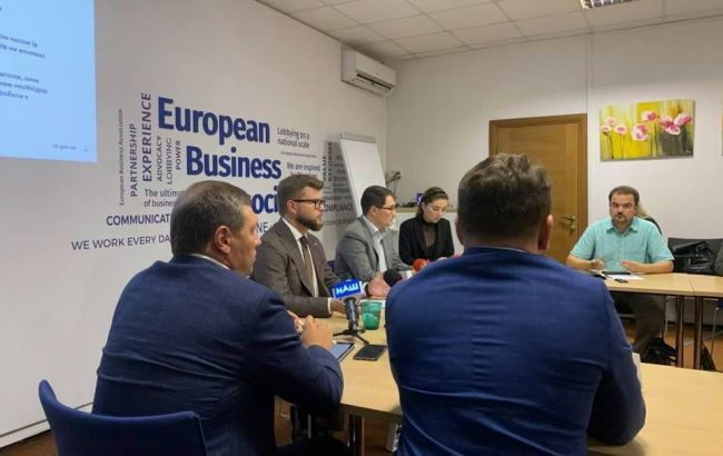 "Укрзализныця" под руководством Кравцова игнорирует замечания бизнеса, - эксперт