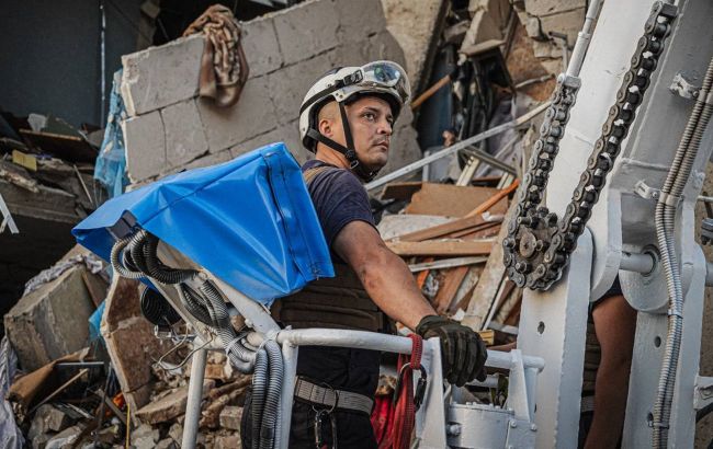Авіаудар по будинку в Харкові: у ДСНС уточнили дані про жертви, рятувальні роботи завершено