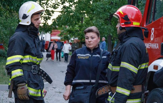 У Жмеринці через падіння уламків дрона пошкоджені десять будинків: ДСНС показала наслідки