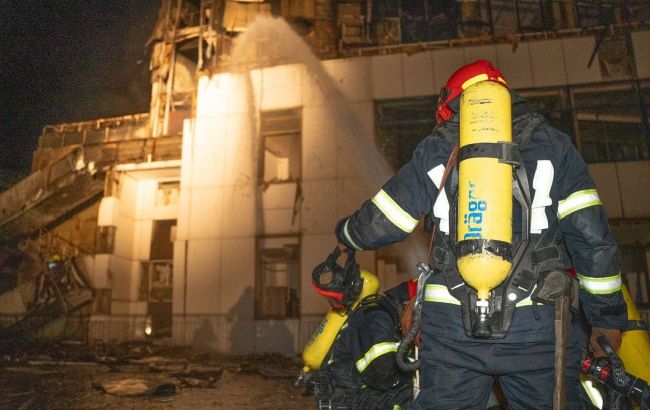 Поврежден морвокзал, пожары и пострадавшая: последствия ударов РФ по Одессе и Кривому Рогу