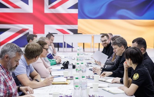 Україна отримає від Британії 3 млрд доларів за рахунок активів Росії: куди підуть кошти