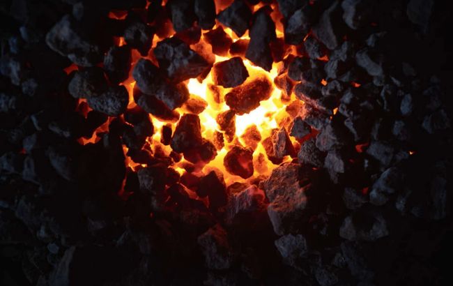 Запрет на экспорт коксующегося угля не поможет пройти зиму, но подорвет репутацию, - эксперт