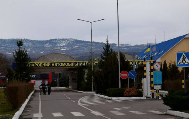 Намагались втекти з підробленими документами. Прикордонники викрили чотирьох ухилянтів