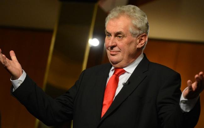 Президент Чехії запросив Путіна відвідати Прагу в січні 2015 р