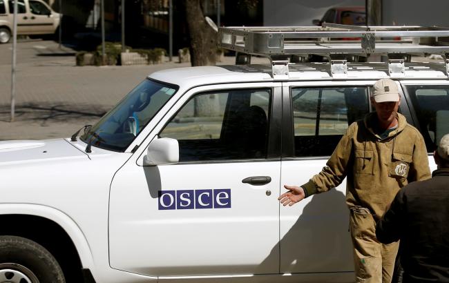 ОБСЕ зафиксировала перемещение в ДНР военной техники и транспорта без опознавательных знаков