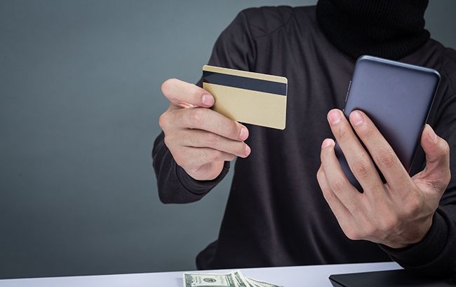 Самая простая афера: эксперт рассказал, как не попасть на удочку мошенников