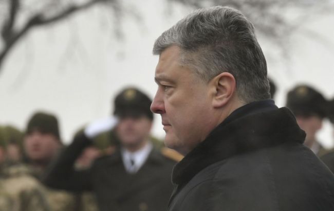Порошенко: ВСУ имеют все для выполнения боевых задач