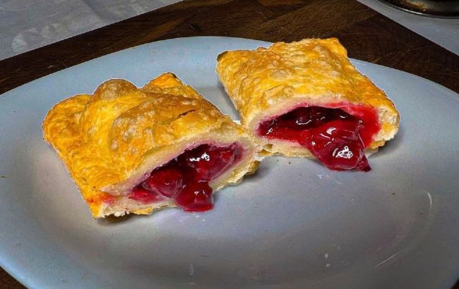 Готуємо хрусткий пиріжок з вишнею "як у МакДональдз": знаменитий рецепт