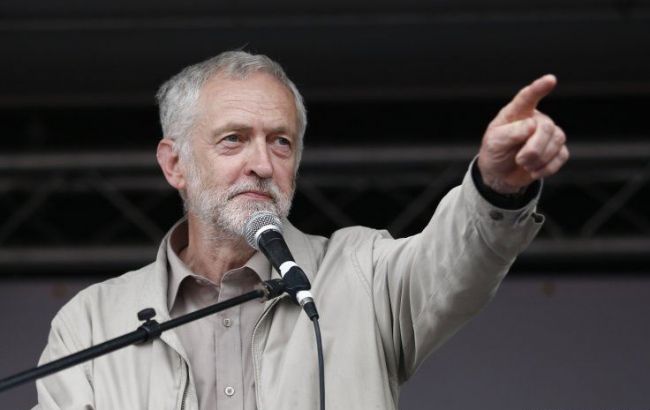 После Brexit почти половина теневого правительства Британии уходит в отставку