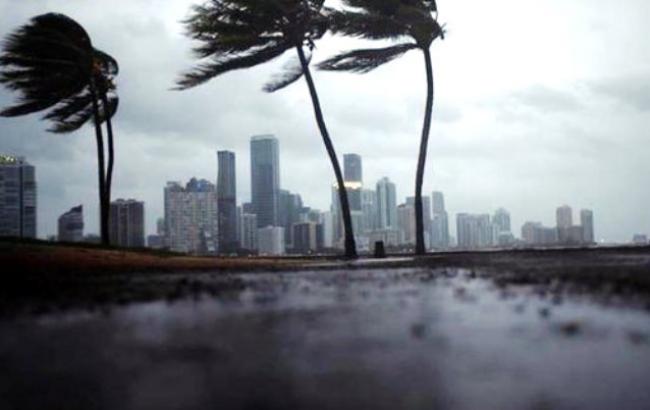 У Португалії внаслідок шторму "Леслі" постраждали близько 30 людей