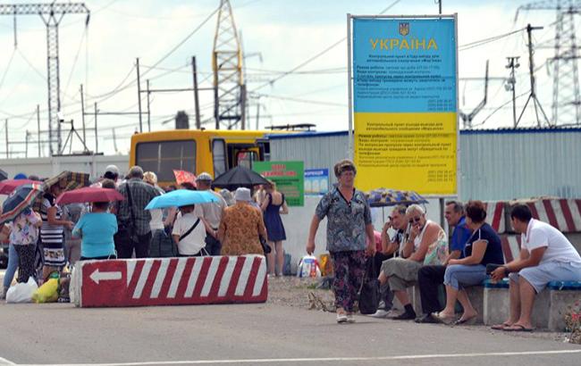 Боевики обстреляли контрольный пост "Марьинка", - Госпогранслужба