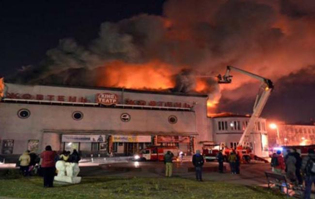 Милиция задержала поджигателей киевского кинотеатра "Жовтень", - Аваков