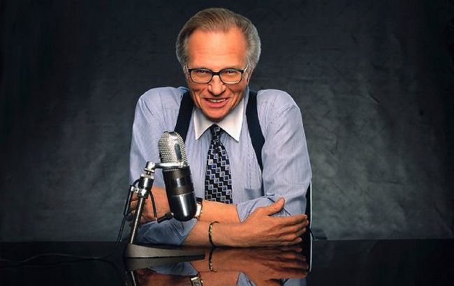 В США умер легендарный ведущий Ларри Кинг