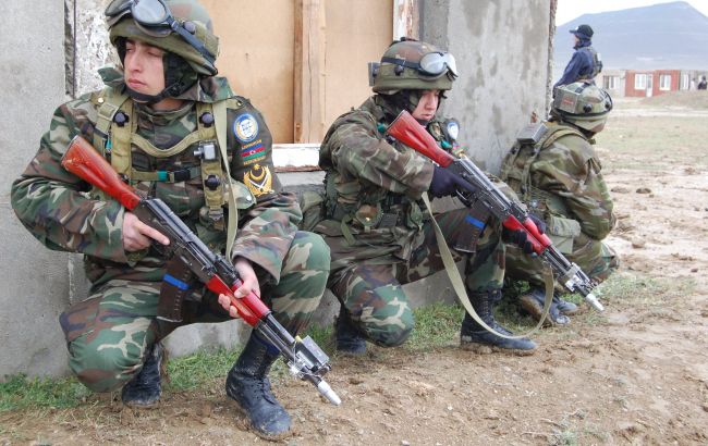 В Азербайджане ввели военное положение, но не во всей стране