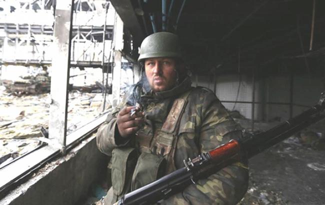 "Власті" ДНР повідомили про постріли по аеропорту Донецька, проте не розцінюють їх як порушення режиму тиші