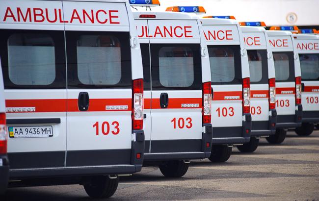 В Киеве неизвестные подожгли две машины "скорой помощи"