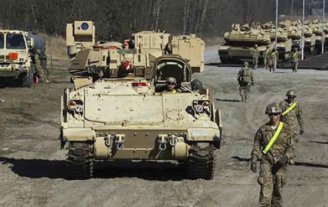 США направят в Восточную Европу тяжелое вооружение, - New York Times